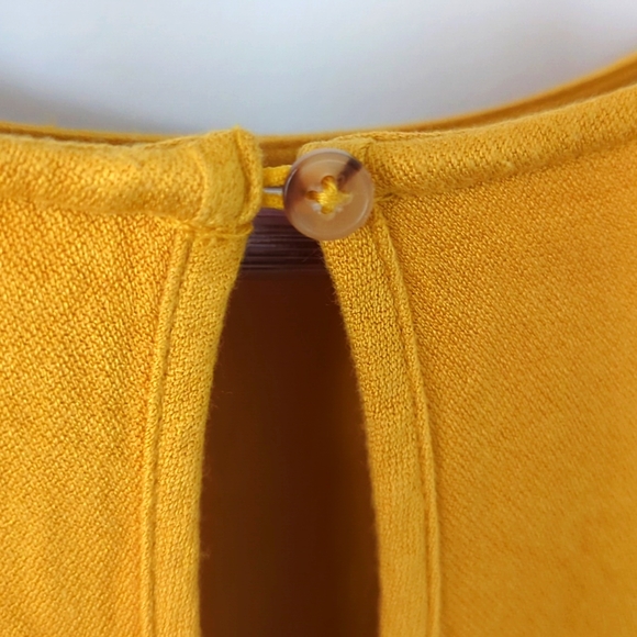 Dynamite mustard blouse XS - Picture 4 of 6